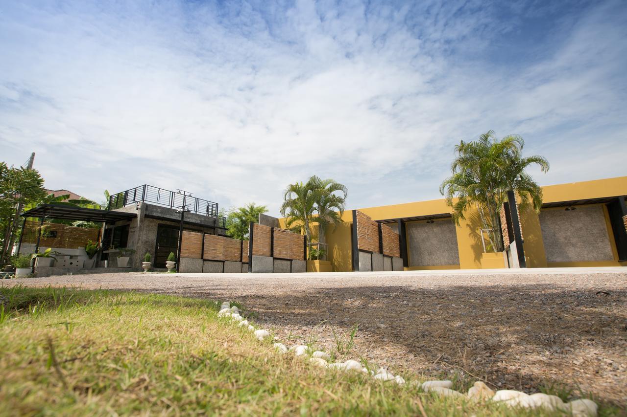 Pimchanok Resort Phetchaburi Exterior foto
